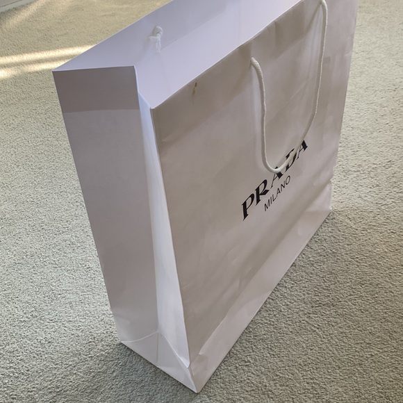 Prada Shopping Bag (authentic) - Picture 9 of 11